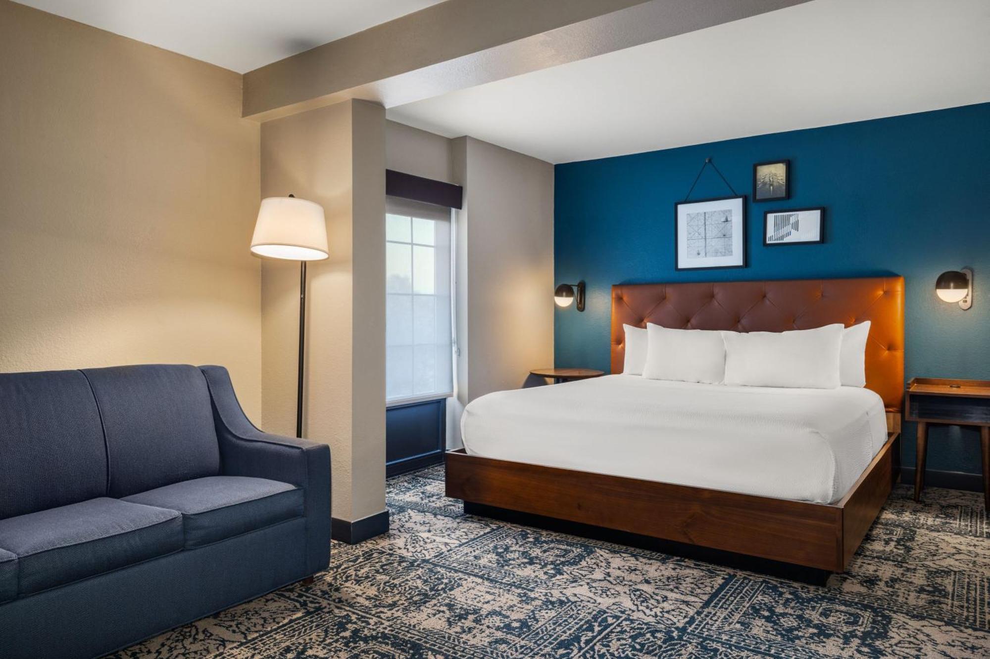 Four Points By Sheraton Greensboro Airport Exterior foto